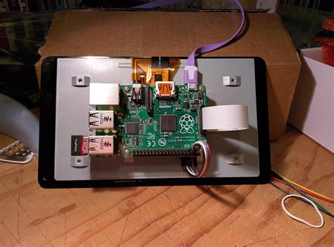 hook up touch screen to raspberry pi